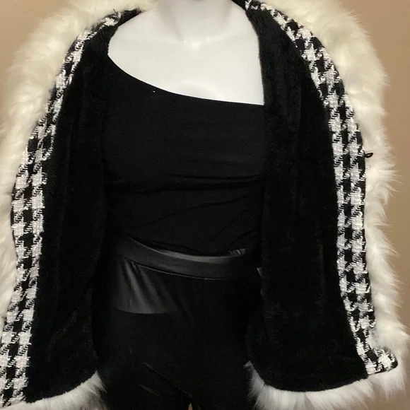 Woman's Azalea Wang Faux Fur Checker Winter Coat - Black & White - Size XL - Picture 11 of 16